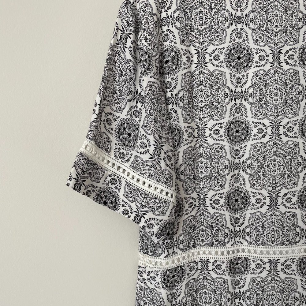 Seed Heritage Size 10 Black and White Pattern Mini Dress with White Detail - Picture 3 of 9